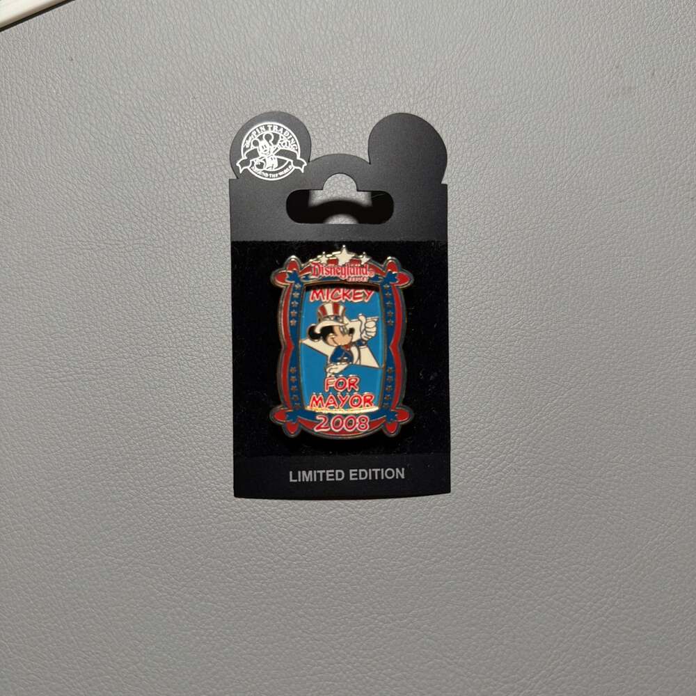 Disney DLR Disneyland 2008 Mickey For Mayor LE 1000 Pin